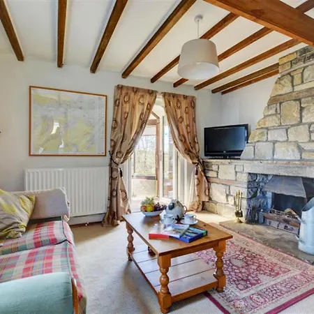 Vintage Holiday In Carlton With Private Garden *