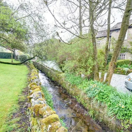 Vintage Holiday In Carlton With Private Garden ليبرن